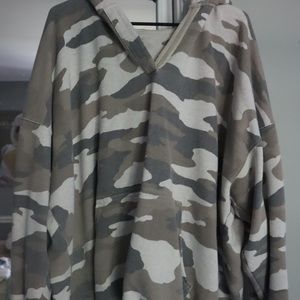 American Eagle Sweatshirt